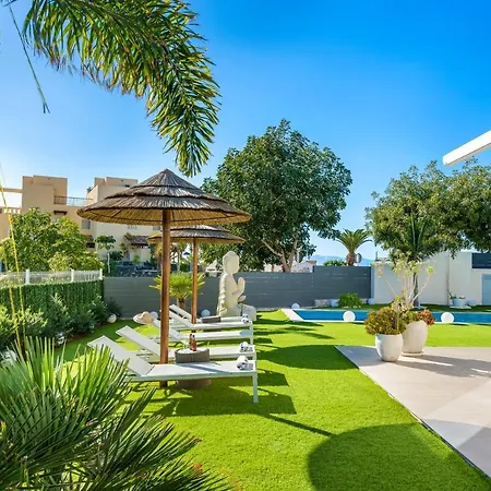 Oasis Buddha Garden By Sunkeyrents *