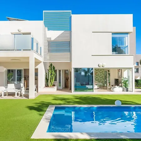 Oasis Buddha Garden By Sunkeyrents *