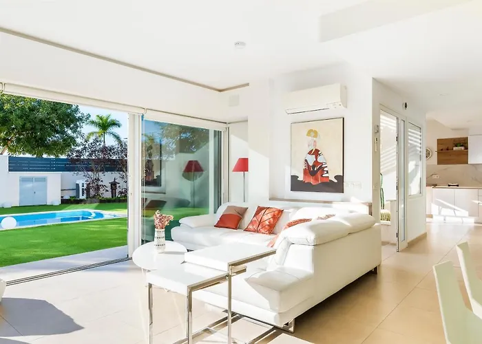 ヴィラ Oasis Buddha Garden By Sunkeyrents