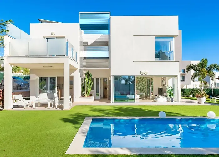 Oasis Buddha Garden By Sunkeyrents *