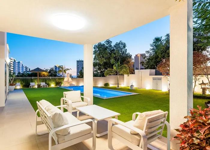 Oasis Buddha Garden By Sunkeyrents